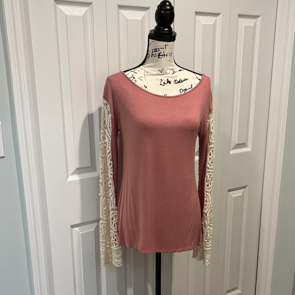 Sun n Moon Dusty Rose Lace Sleeve Blouse